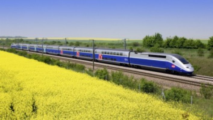 Au fost lansate lucrările de forare la controversatul şantier al trenului de mare viteză Lyon-Torino